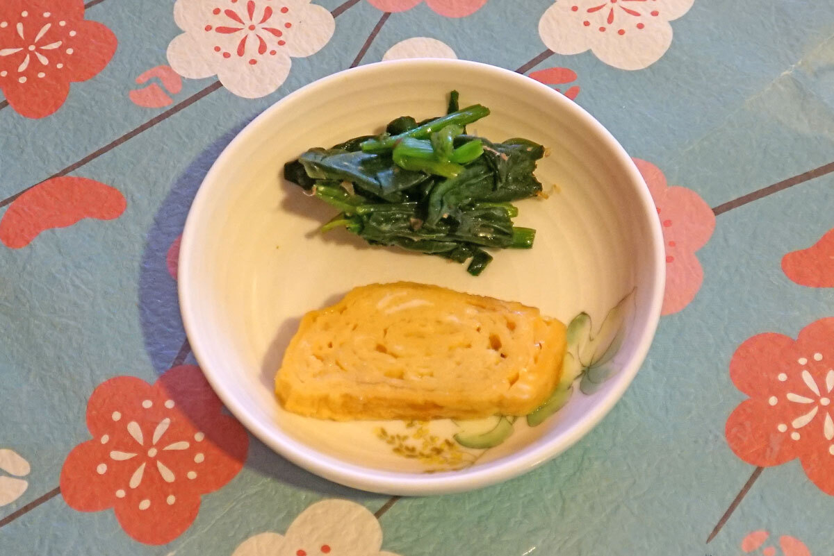 たまご焼きと小松菜：茨城県小美玉市の農家レストラン「野菜が笑う台所あかね」