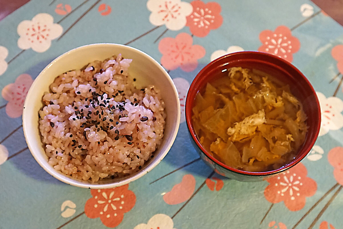 ご飯とお味噌汁：茨城県小美玉市の農家レストラン「野菜が笑う台所あかね」